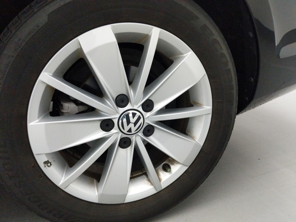 2015 Volkswagen Jetta - Wheel
