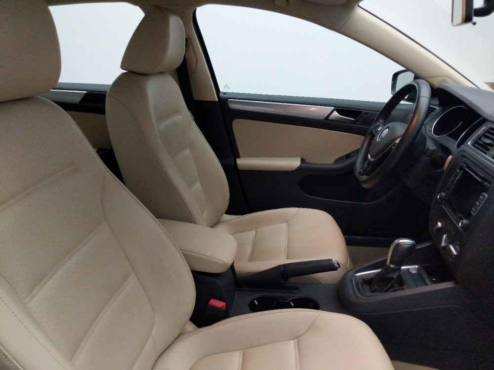 2015 Volkswagen Jetta - Passenger Front Seat