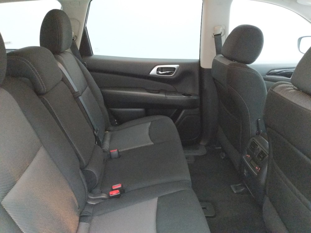 2018 Nissan Pathfinder - Passenger Rear Seat