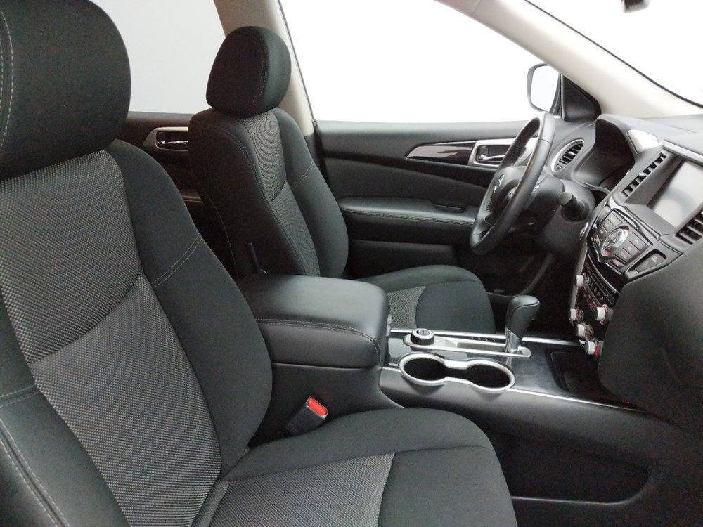 2018 Nissan Pathfinder - Passenger Front Seat