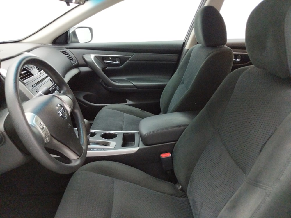 2015 Nissan Altima - Driver Front Seat