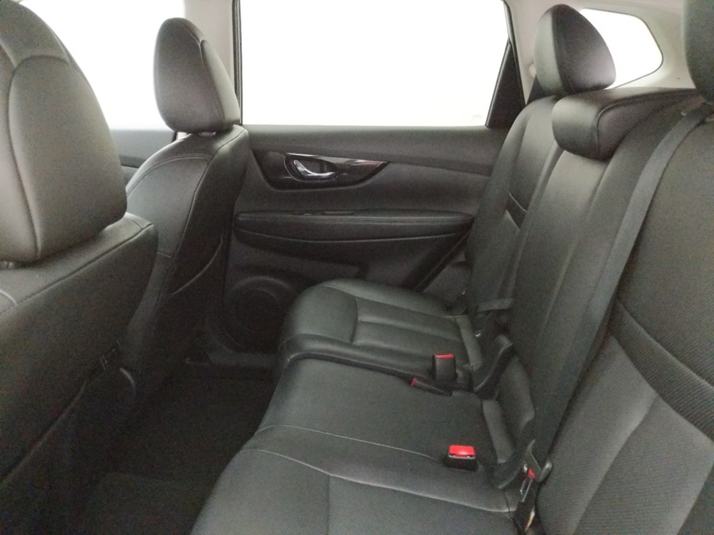 2018 Nissan Rogue - Driver Rear Seat