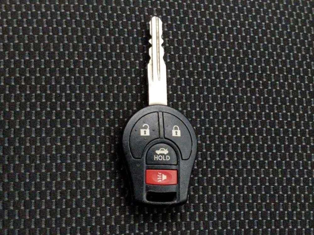 2016 Nissan Sentra - Keys