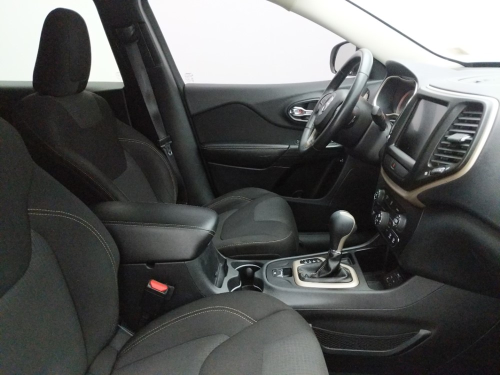 2015 Jeep Cherokee - Passenger Front Seat
