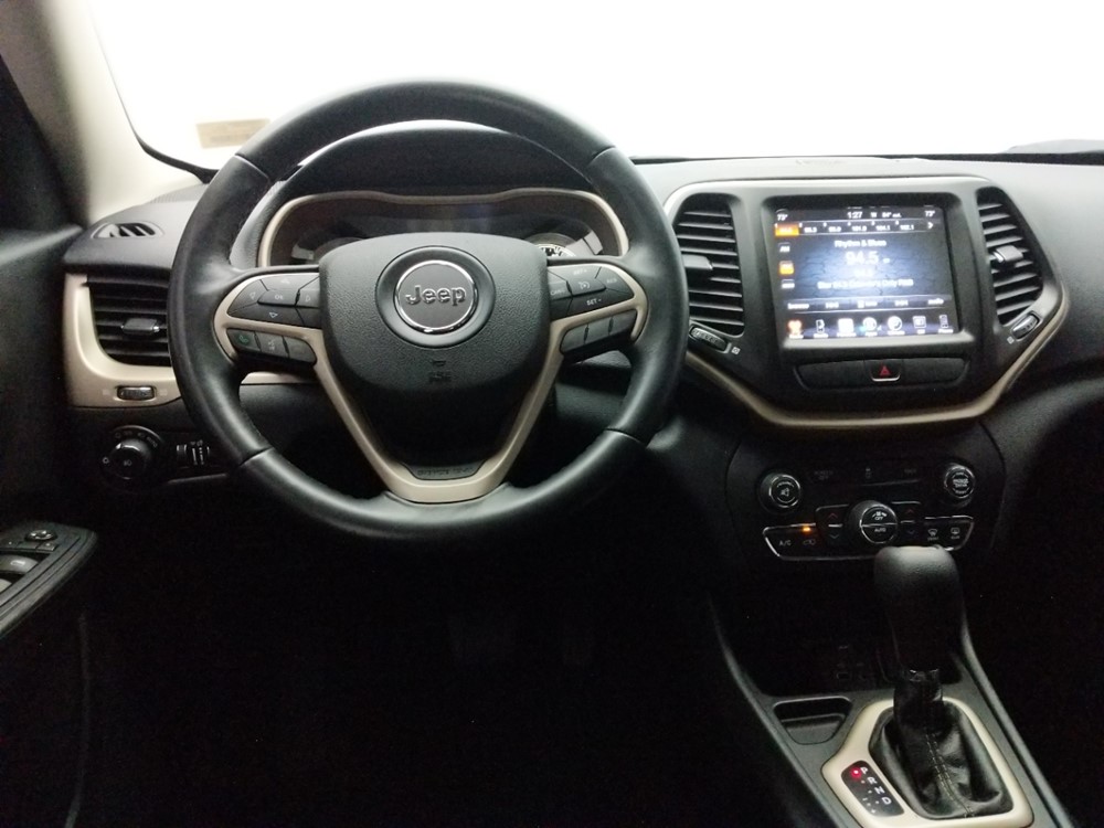 2015 Jeep Cherokee - Driver Dash