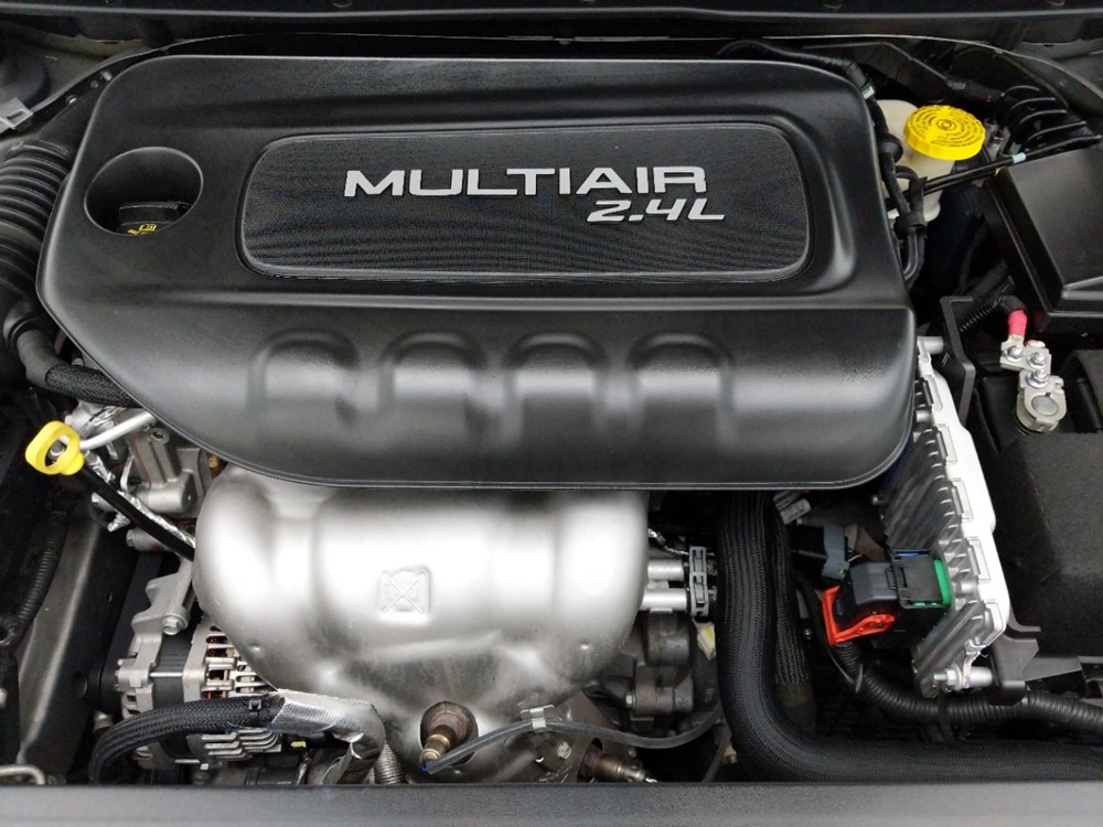 2015 Chrysler 200 - Engine