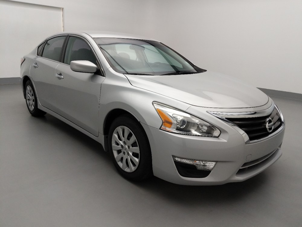 2015 Nissan Altima - Passenger Front Bumper