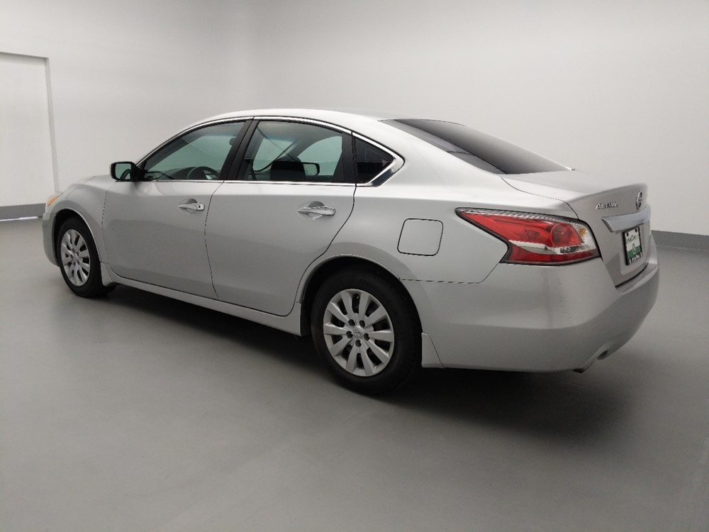 2015 Nissan Altima - Driver Rear Side