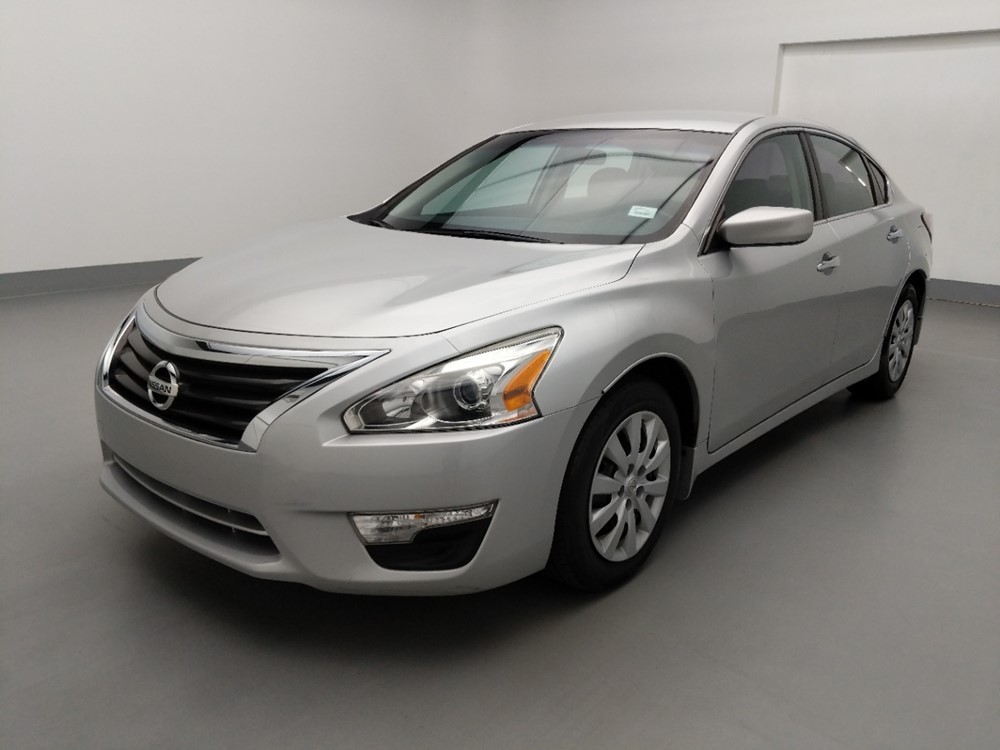 2015 Nissan Altima - Driver Front Bumper