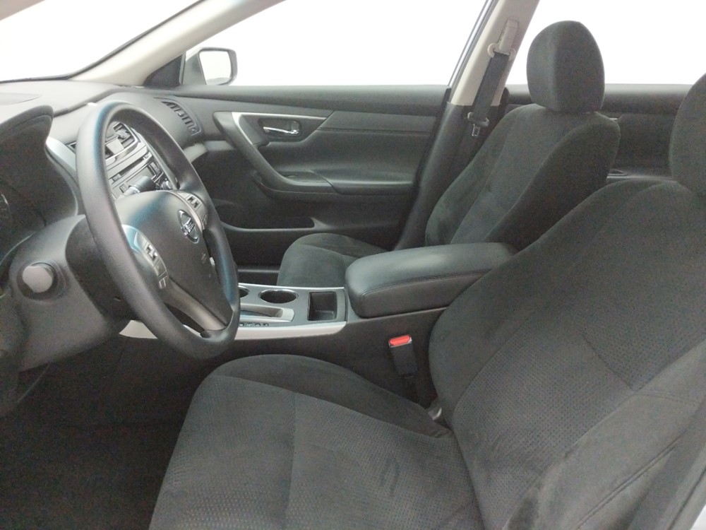2015 Nissan Altima - Driver Front Seat