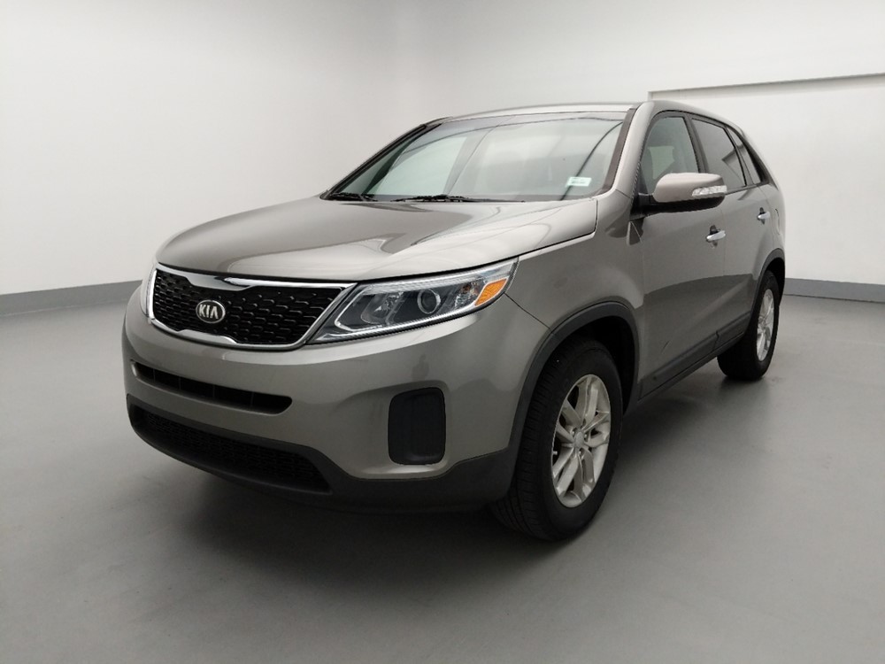 Used 2014 Kia Sorento Driver Front Bumper