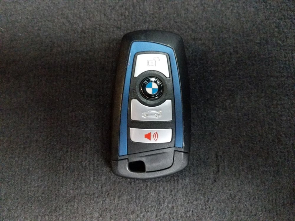 2016 BMW 328i - Keys