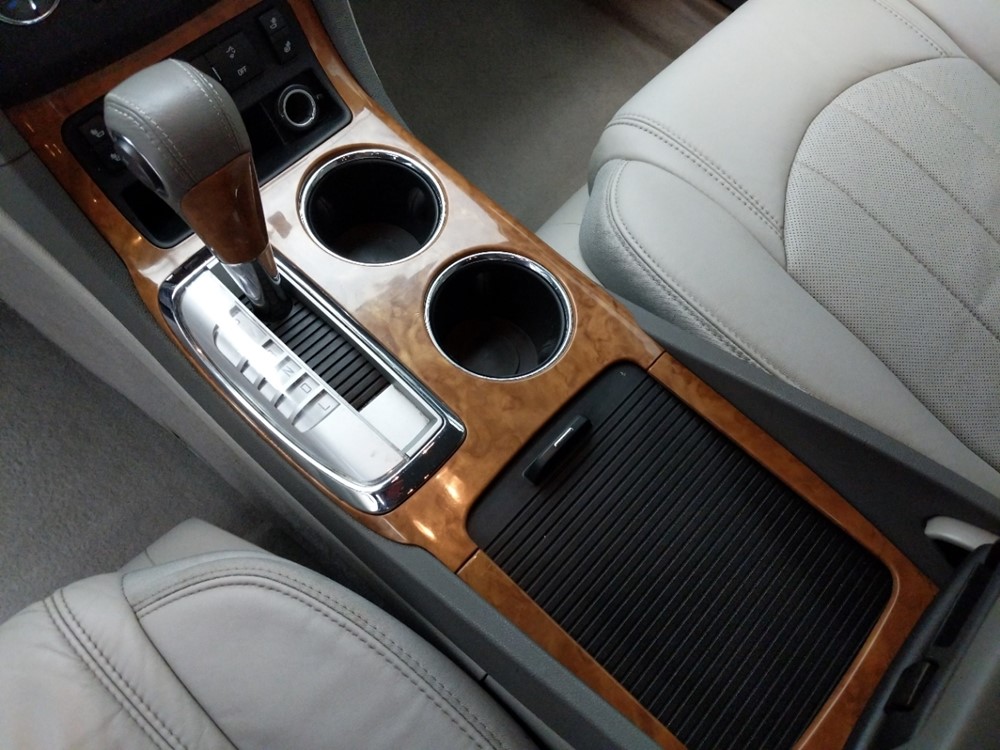 2012 Buick Enclave - Center Console/Cup Holders