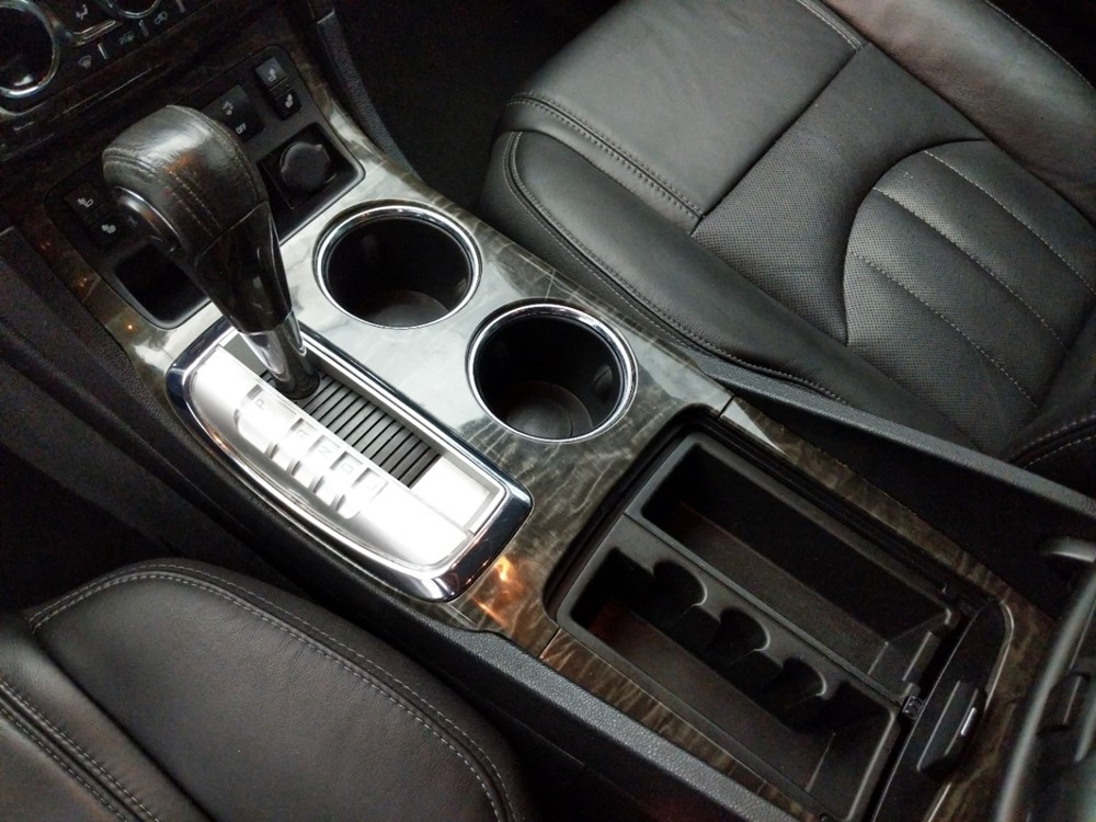 2013 Buick Enclave - Center Console/Cup Holders