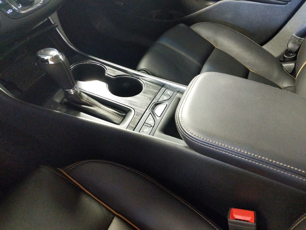 2018 Chevrolet Impala - Center Console/Cup Holders