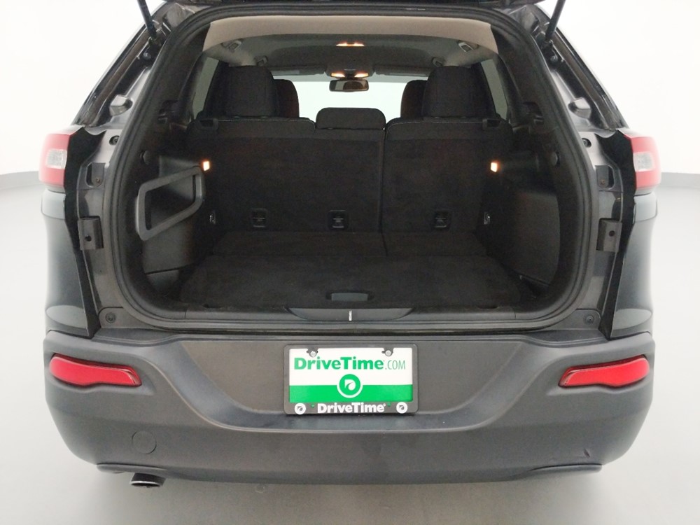 2015 Jeep Cherokee - Trunk
