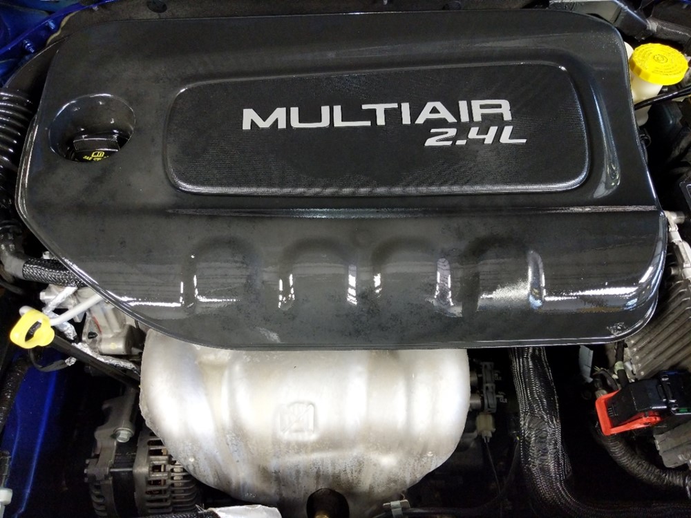 2015 Chrysler 200 - Engine