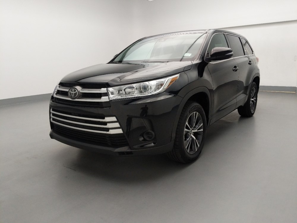 Used 2017 Toyota Highlander Driver Front Bumper