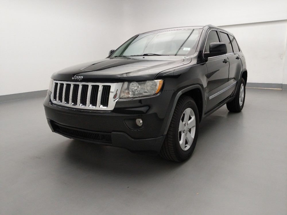 Used 2011 Jeep Grand Cherokee Driver Front Bumper
