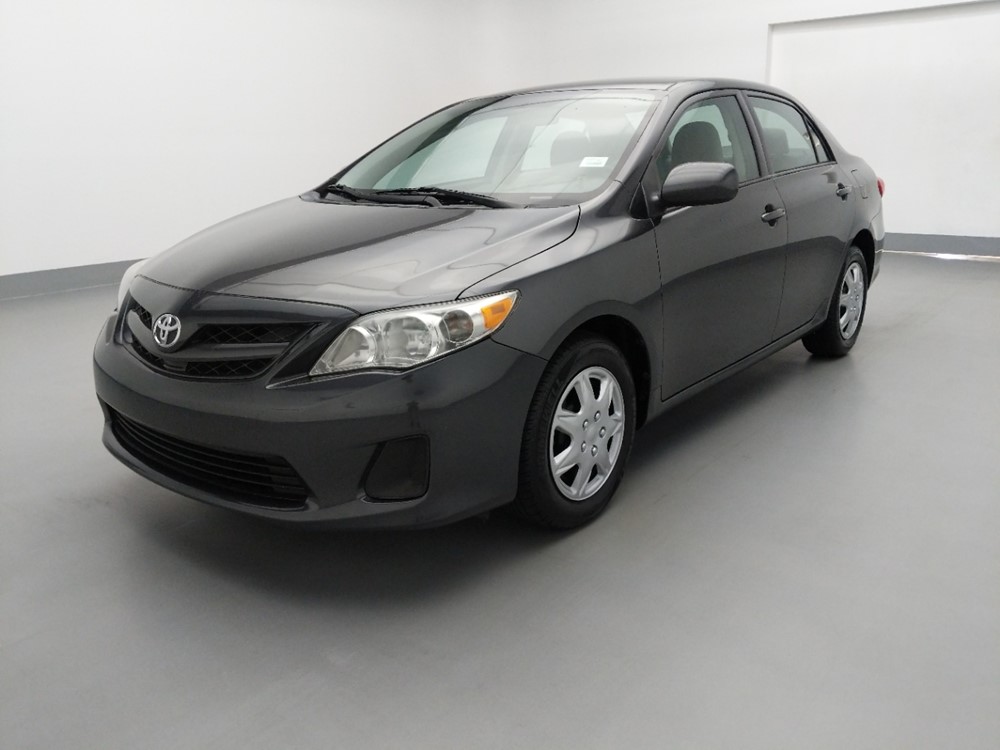 Used 2013 Toyota Corolla Driver Front Bumper