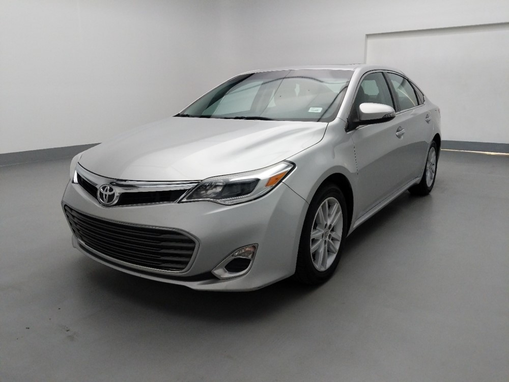 Used 2013 Toyota Avalon Driver Front Bumper