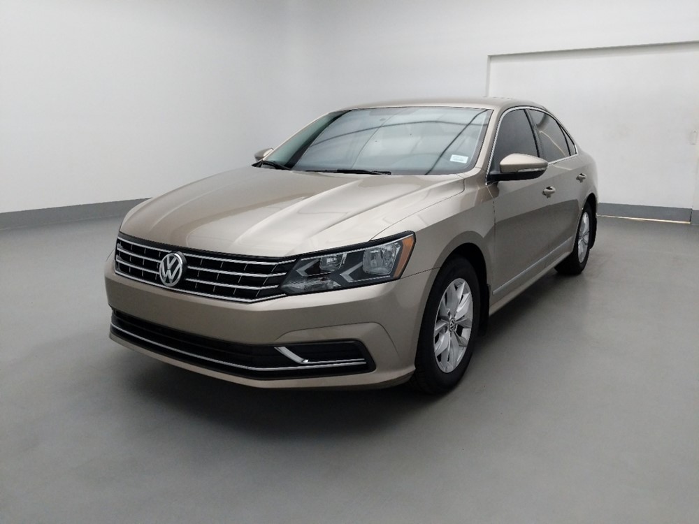 Used 2016 Volkswagen Passat Driver Front Bumper