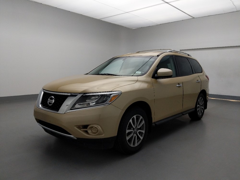 Used 2013 Nissan Pathfinder Driver Front Bumper