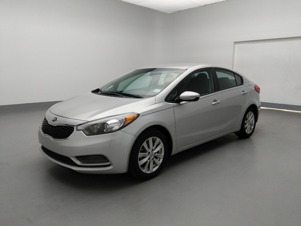 Used 2016 Kia Forte Driver Front Bumper