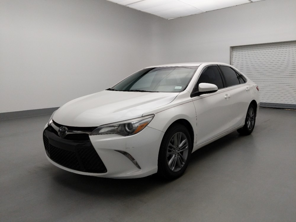Used 2015 Toyota Camry Driver Front Bumper