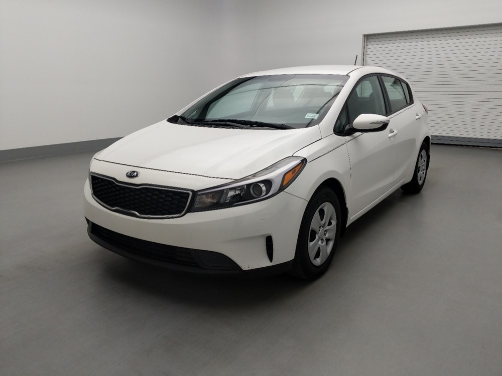 Used 2017 Kia Forte5 Driver Front Bumper
