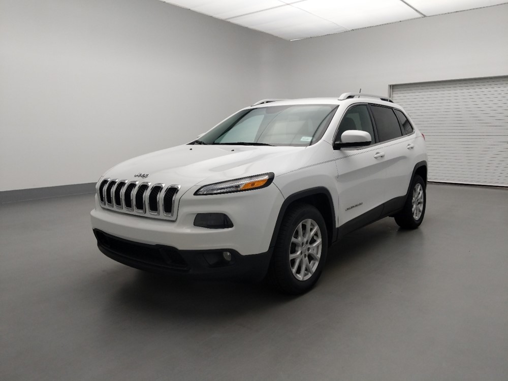 Used 2016 Jeep Cherokee Driver Front Bumper