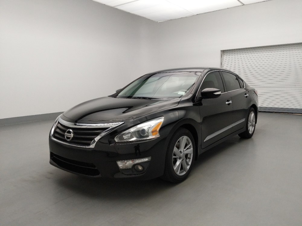 Used 2014 Nissan Altima Driver Front Bumper