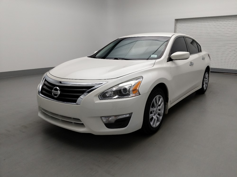 Used 2015 Nissan Altima Driver Front Bumper