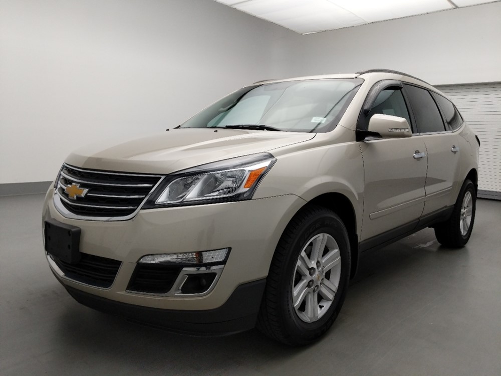 Used 2013 Chevrolet Traverse Driver Front Bumper