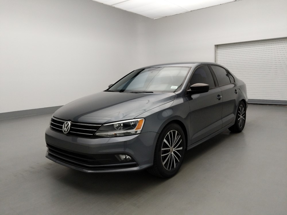 Used 2016 Volkswagen Jetta Driver Front Bumper