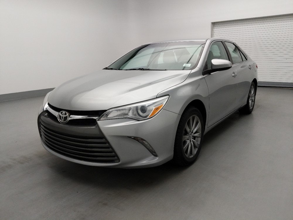 Used 2017 Toyota Camry Driver Front Bumper