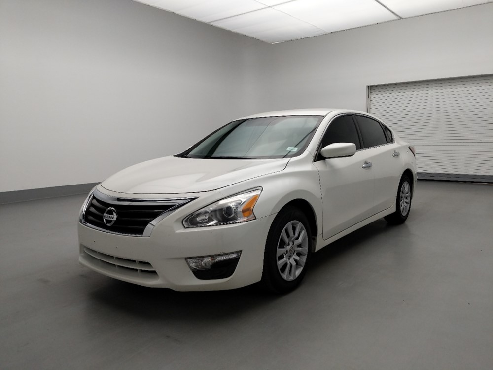 Used 2015 Nissan Altima Driver Front Bumper