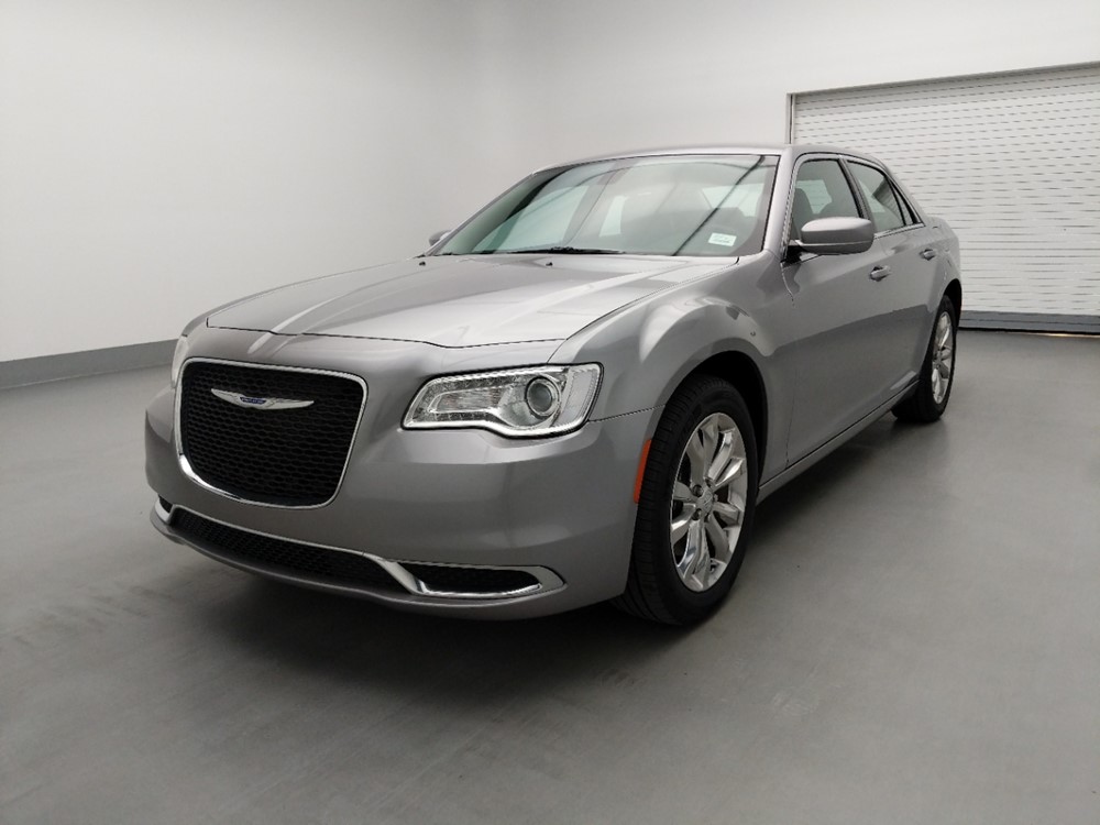 Used 2018 Chrysler 300 Driver Front Bumper