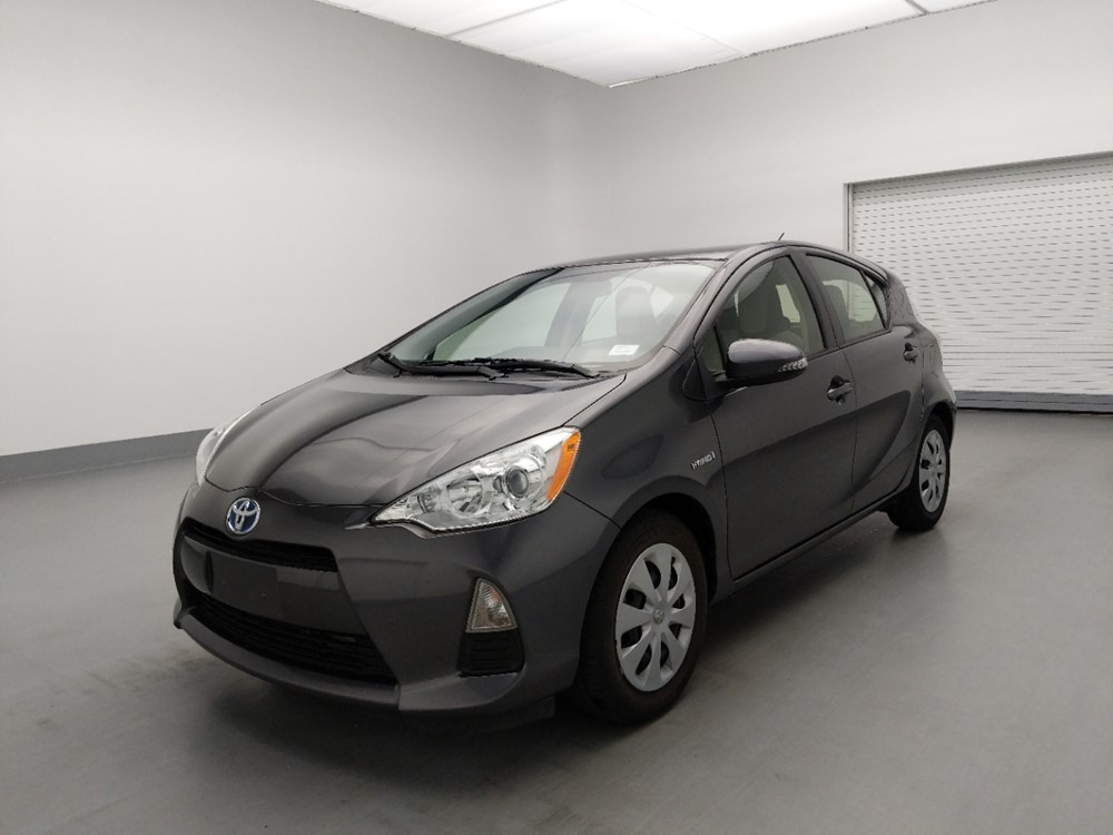 Used 2014 Toyota Prius Driver Front Bumper