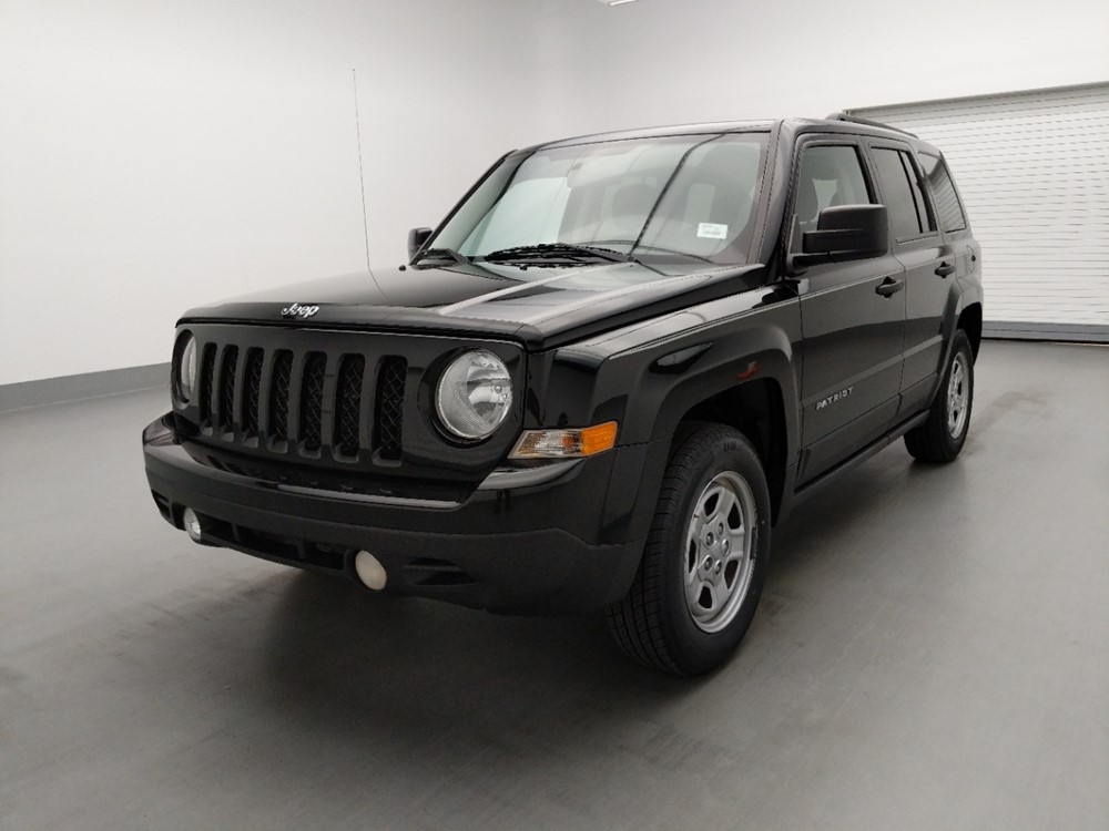 Used 2016 Jeep Patriot Driver Front Bumper