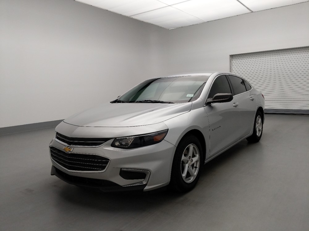 Used 2017 Chevrolet Malibu Driver Front Bumper