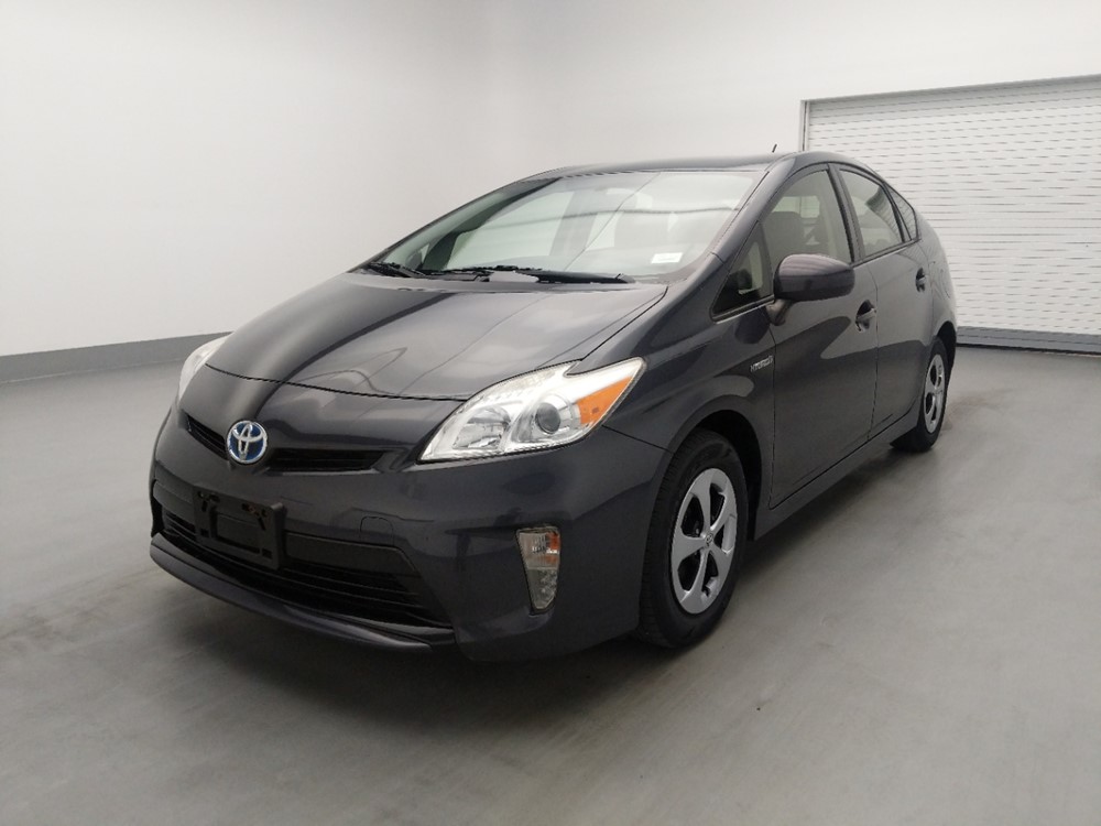Used 2013 Toyota Prius Driver Front Bumper