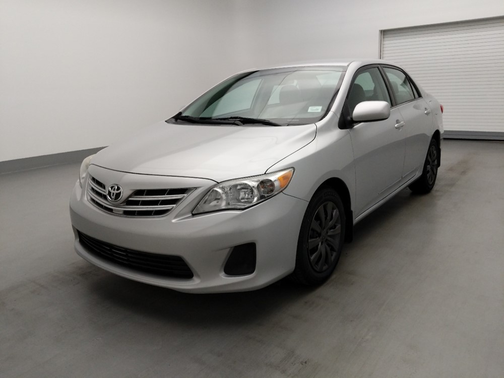 Used 2013 Toyota Corolla Driver Front Bumper
