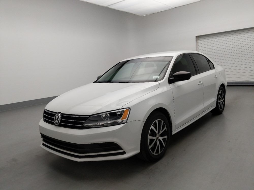 Used 2016 Volkswagen Jetta Driver Front Bumper