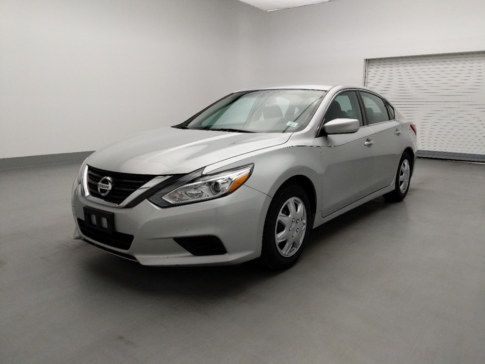 Used 2016 Nissan Altima Driver Front Bumper