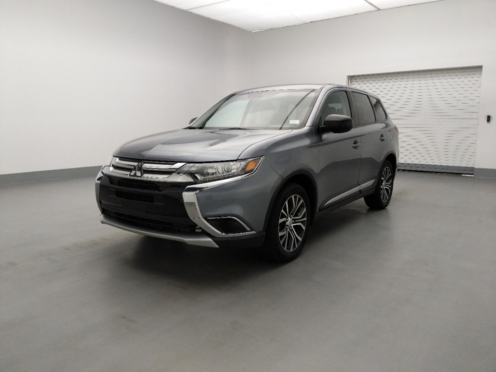 Used 2017 Mitsubishi Outlander Driver Front Bumper