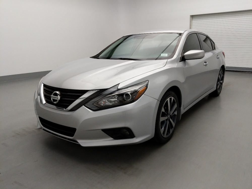 Used 2016 Nissan Altima Driver Front Bumper