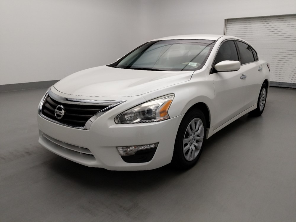 Used 2014 Nissan Altima Driver Front Bumper