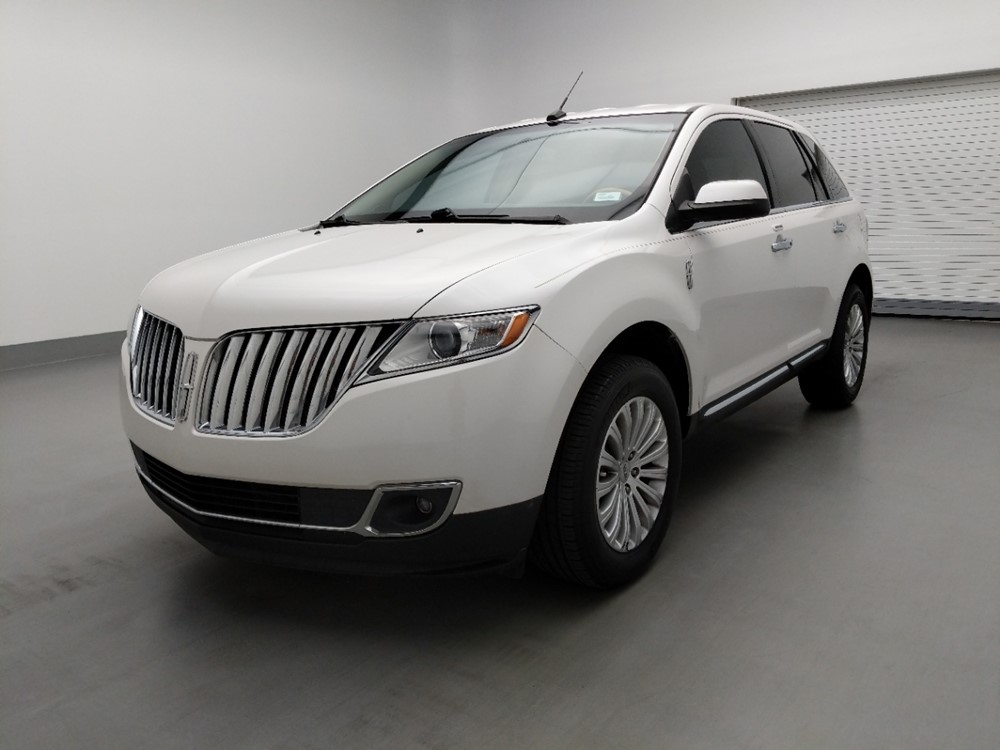 Used 2011 Lincoln MKX Driver Front Bumper
