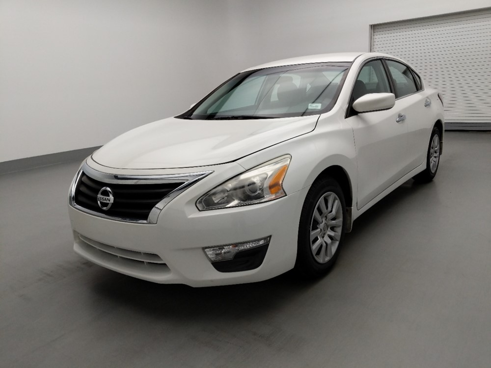 Used 2015 Nissan Altima Driver Front Bumper